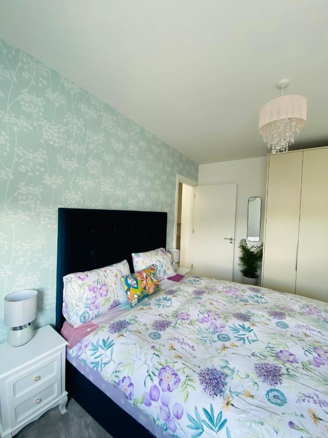 Double Room In Our Family Home Dublin Eksteriør billede
